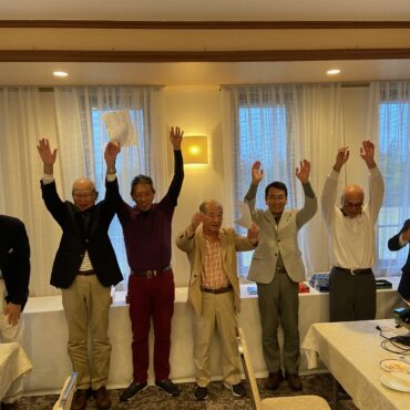 関西ゴルフ三経戦の写真2023年11月4日（土）優勝（前回第２回に続き連続優勝）